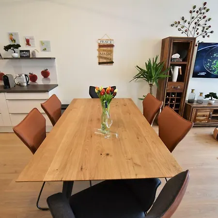 Apartment Luxury Am Woerthersee *